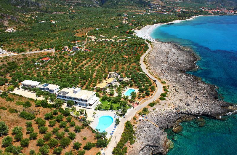 Kardamili Beach Hotel Exterior photo